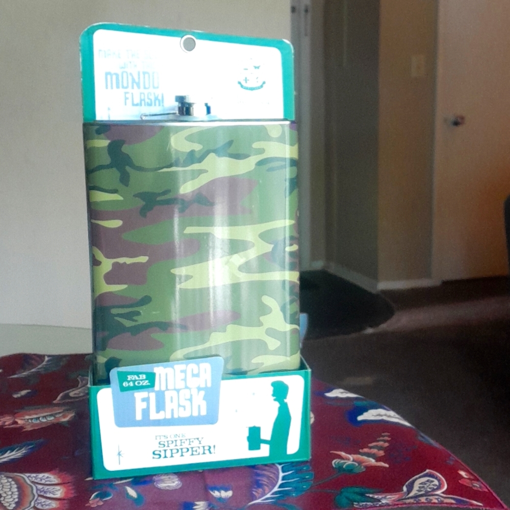 Wembley mega flask